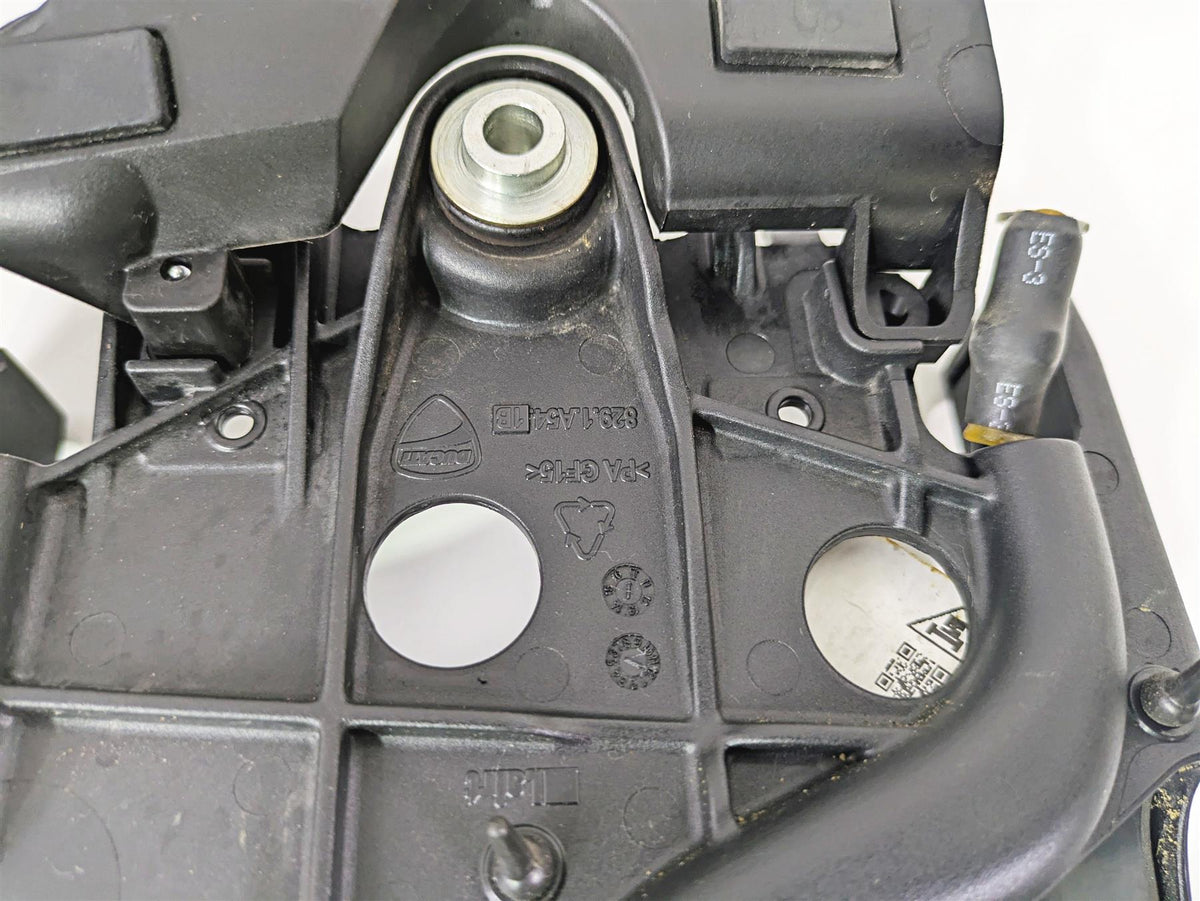 2022 Ducati Streetfighter V2 Electrical & Battery Holder Carrier 8291I303A {{ shop.shopifyCountryName }} - Mototech271