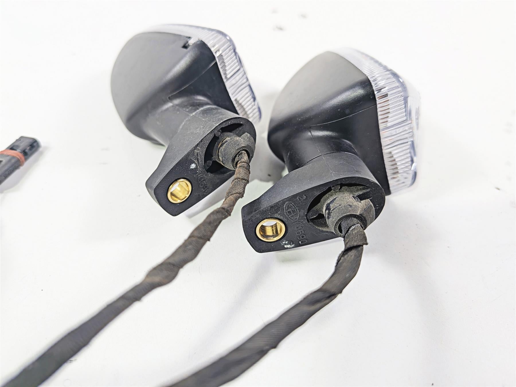 2016 BMW R1200 GS K50 Rear Turn Signal Set 63138534352 {{ shop.shopifyCountryName }} - Mototech271