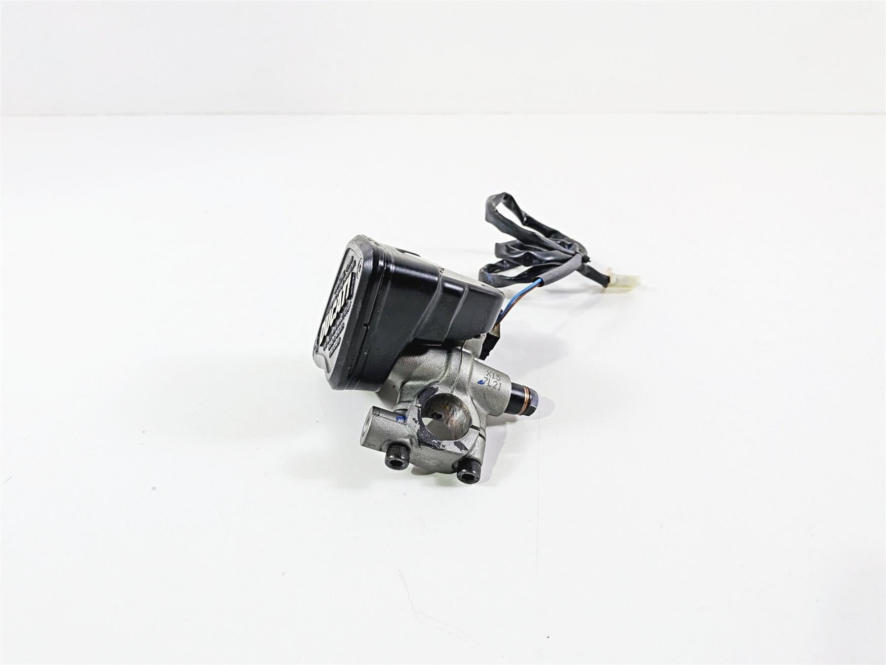 2015 Ducati Diavel Dark Brembo 17mm Clutch Radial Master Cylinder 63040542AB-Mototech271