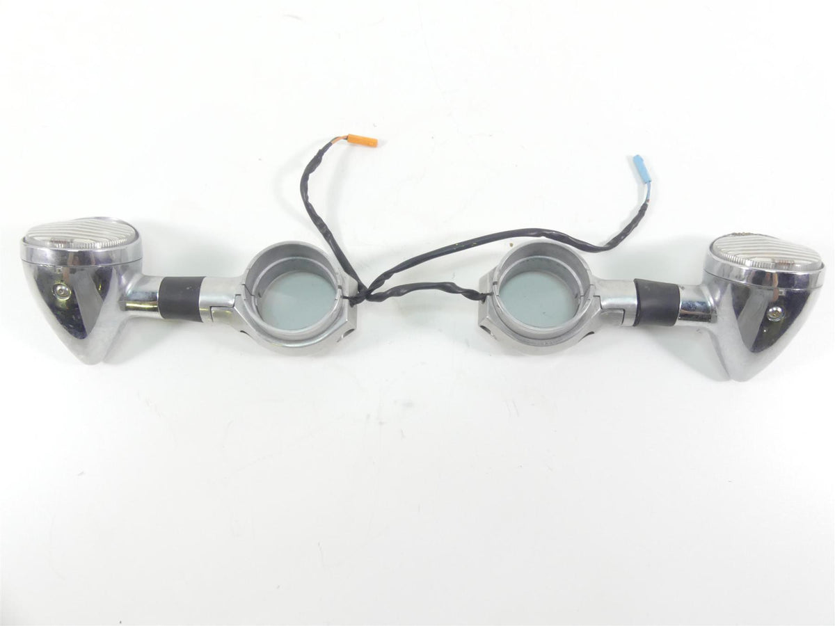 2006 Honda VTX1800 C2 Front Blinker Turn Signal & Clamp Set - Read 33400-MCV-N11 {{ shop.shopifyCountryName }} - Mototech271