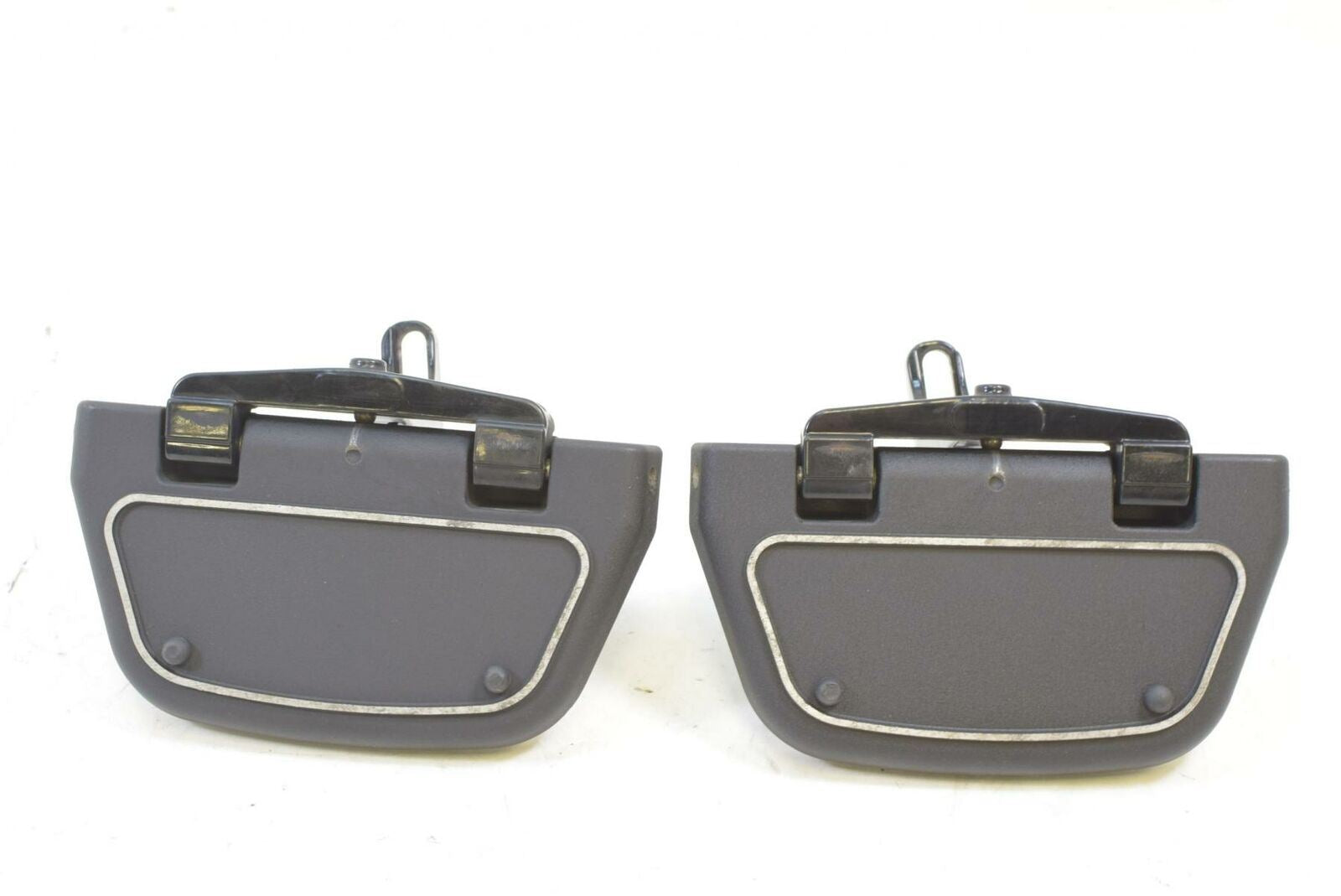 2010 Harley Touring FLHTCU Electra Glide Rear Passenger Floor Boards 52719-93B {{ shop.shopifyCountryName }} - Mototech271