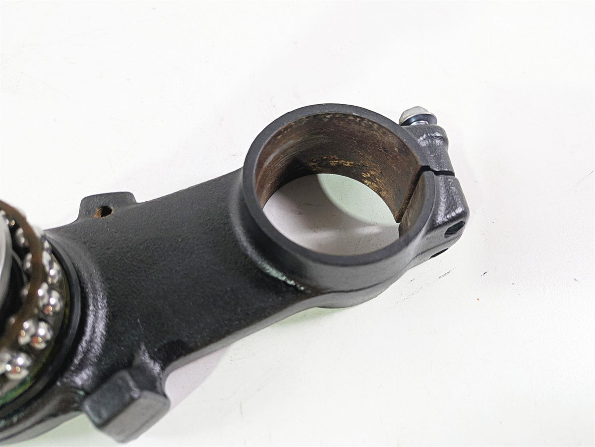 2020 Kawasaki Z900 ZR900 Lower Triple Tree Steering Clamp 44037-0167-18R {{ shop.shopifyCountryName }} - Mototech271