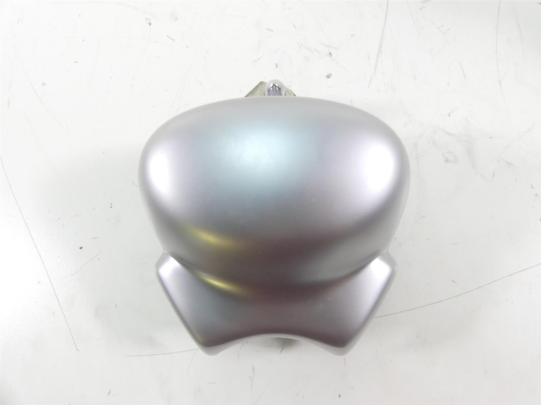 2013 Harley Davidson VRSCF Muscle Horn With Silver Cover 69053-09 {{ shop.shopifyCountryName }} - Mototech271