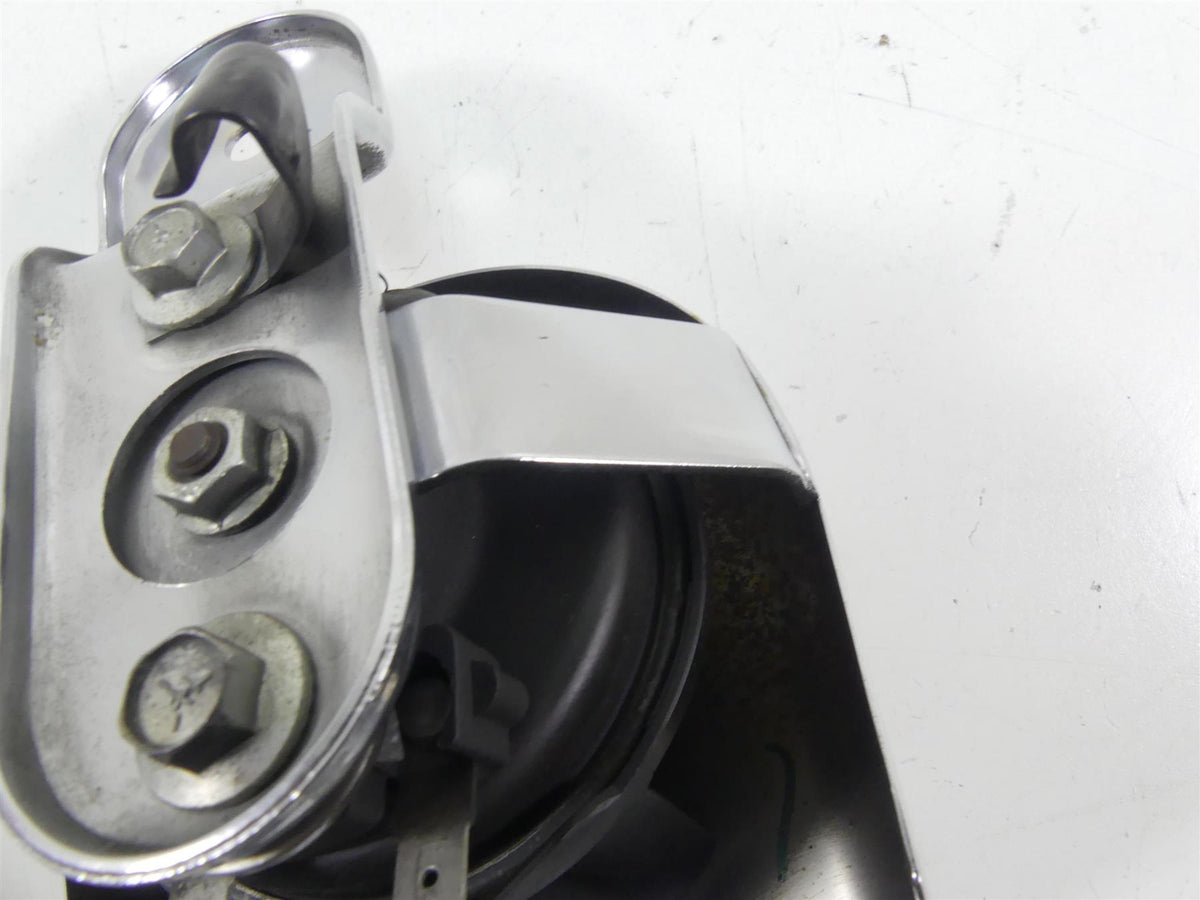 2012 Harley Touring FLHTP Electra Glide Horn & Chrome Cover 61300478A {{ shop.shopifyCountryName }} - Mototech271