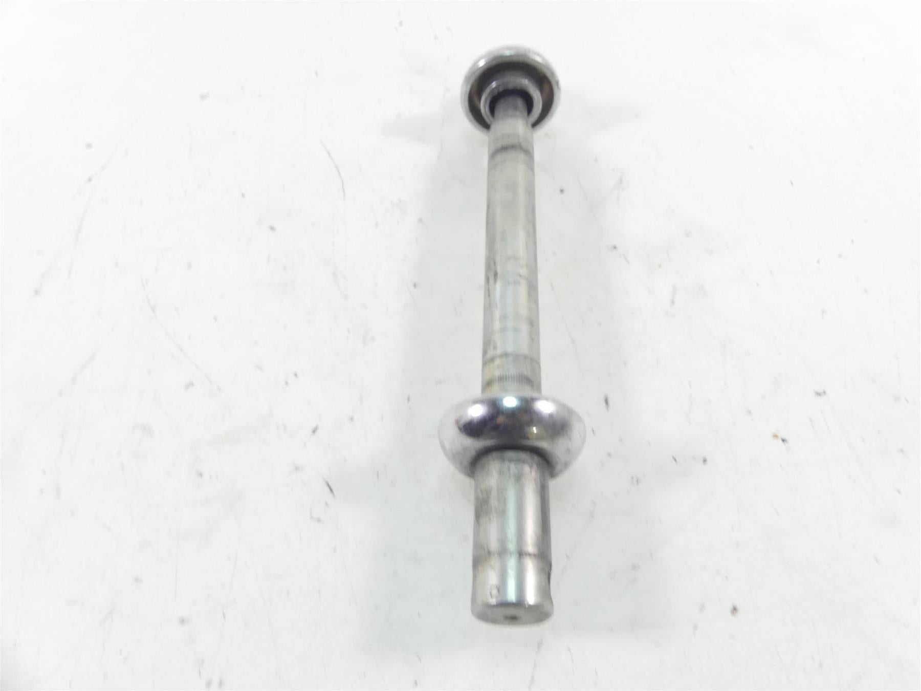 2005 Harley Touring CVO FLHTCSE Electra Glide Front Axle Wheel Spindle 43364-00 {{ shop.shopifyCountryName }} - Mototech271