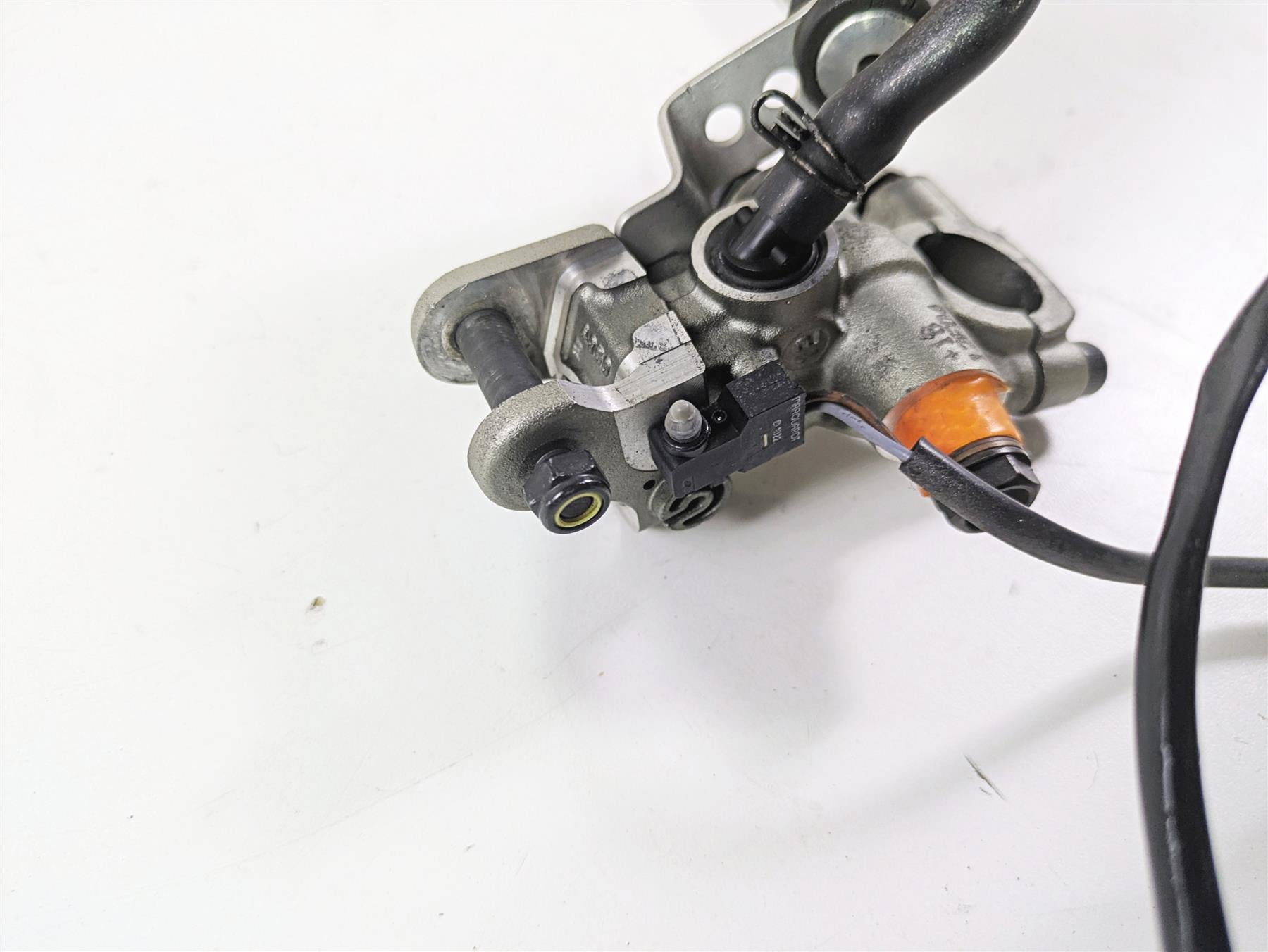 2012 Ducati Streetfighter 848 Front Radial Brake Master Cylinder Brembo 62440572 {{ shop.shopifyCountryName }} - Mototech271