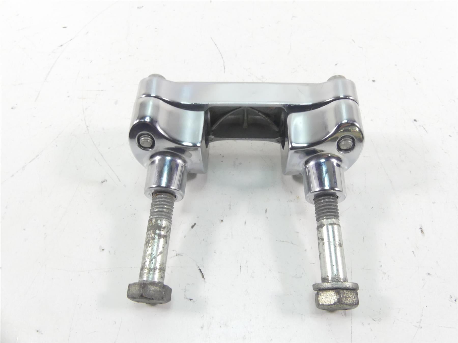 1998 Harley Dyna FXDL Low Rider Handlebar Riser Holder Clamps 56119-77A {{ shop.shopifyCountryName }} - Mototech271
