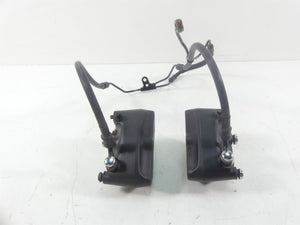 2006 Harley Touring FLHTCUI Electra Glide Front Brake Caliper Set 44046-00D | Mototech271