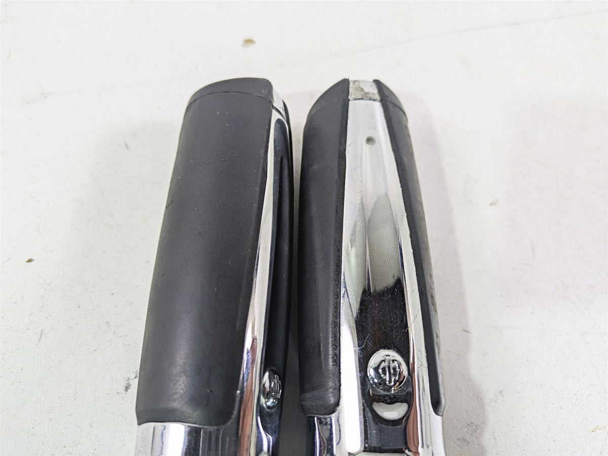 2015 Harley Touring FLHTKL Electra Glide Slipstream Hand Grip Set {{ shop.shopifyCountryName }} - Mototech271
