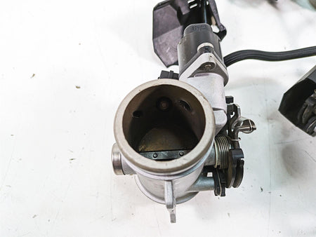 2007 BMW R1200GS K255 Adv Throttle Body Bodies Set & Cables - Read 13547672731 {{ shop.shopifyCountryName }} - Mototech271
