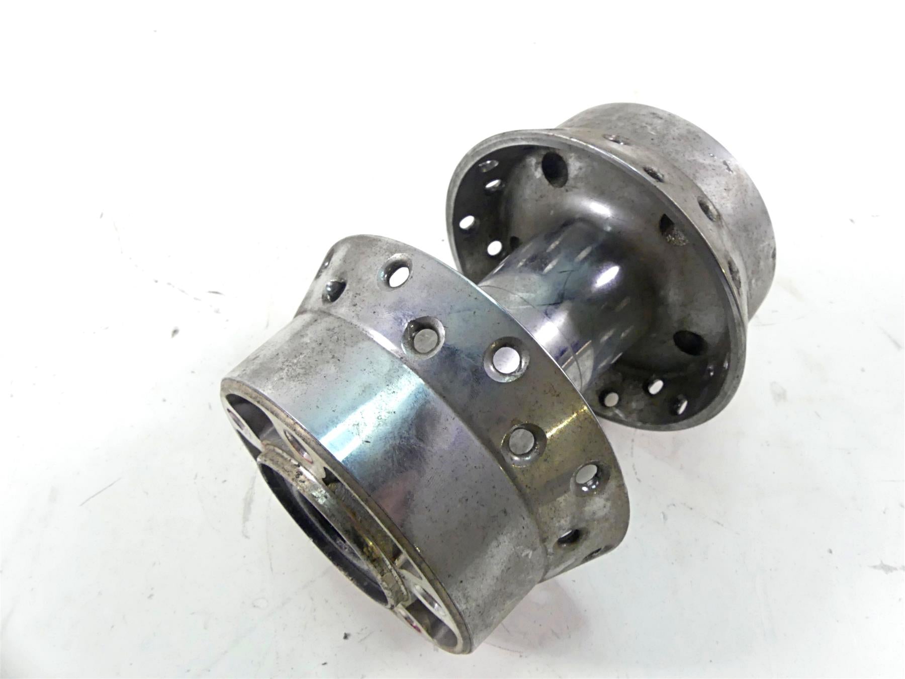 2007 Harley Touring FLHRC Road King Front Laced Spoke Wheel Hub 16x3 43085-97 {{ shop.shopifyCountryName }} - Mototech271