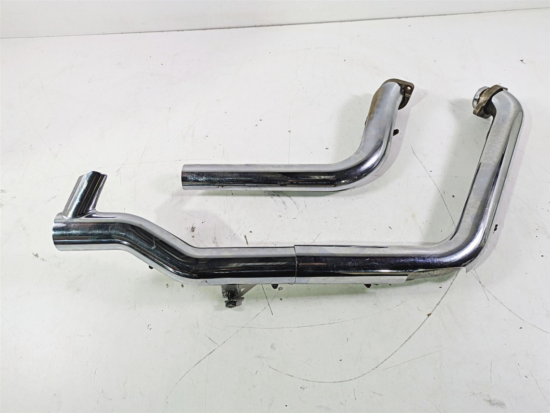 2004 Harley Softail FLSTF Fat Boy Stock Exhaust Header Manifold Set 65499-00A {{ shop.shopifyCountryName }} - Mototech271