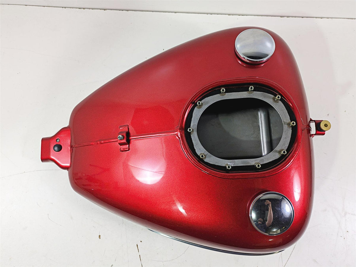 2019 Indian Chieftain Limited Ruby Red Fuel Gas Petrol Tank -Great Shape 1021997 {{ shop.shopifyCountryName }} - Mototech271