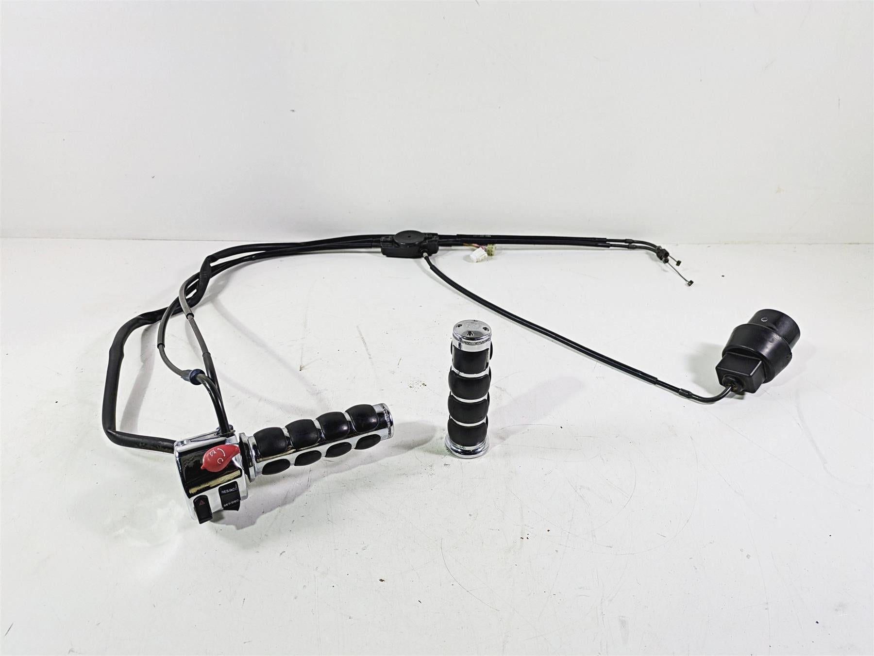 2008 Yamaha XVZ1300 Royal Star Right Hand Control Switch 4XY-83969-20-00 {{ shop.shopifyCountryName }} - Mototech271