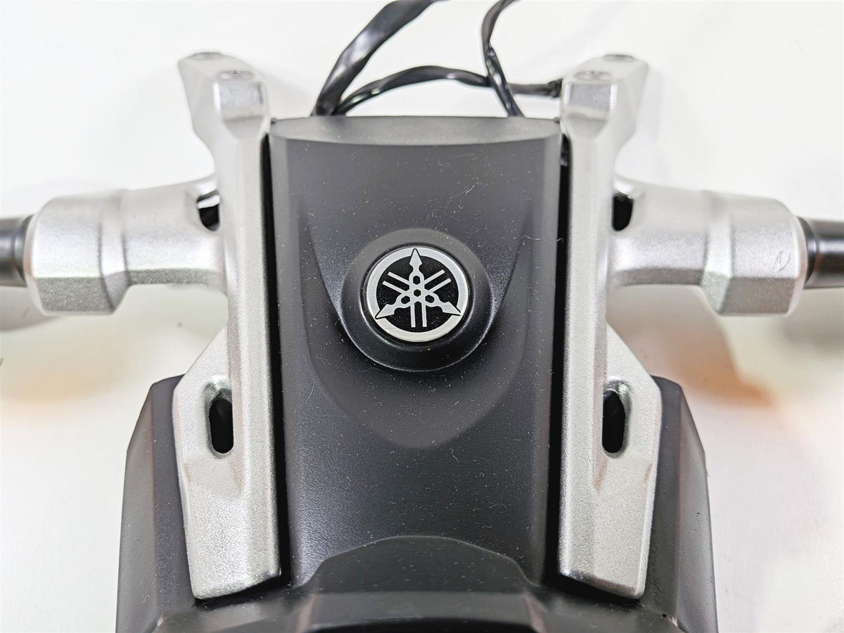 2009 Yamaha VMX17 V-Max 1700 Rear License Plate Holder Blinker 2S3-21629-00-00-Mototech271