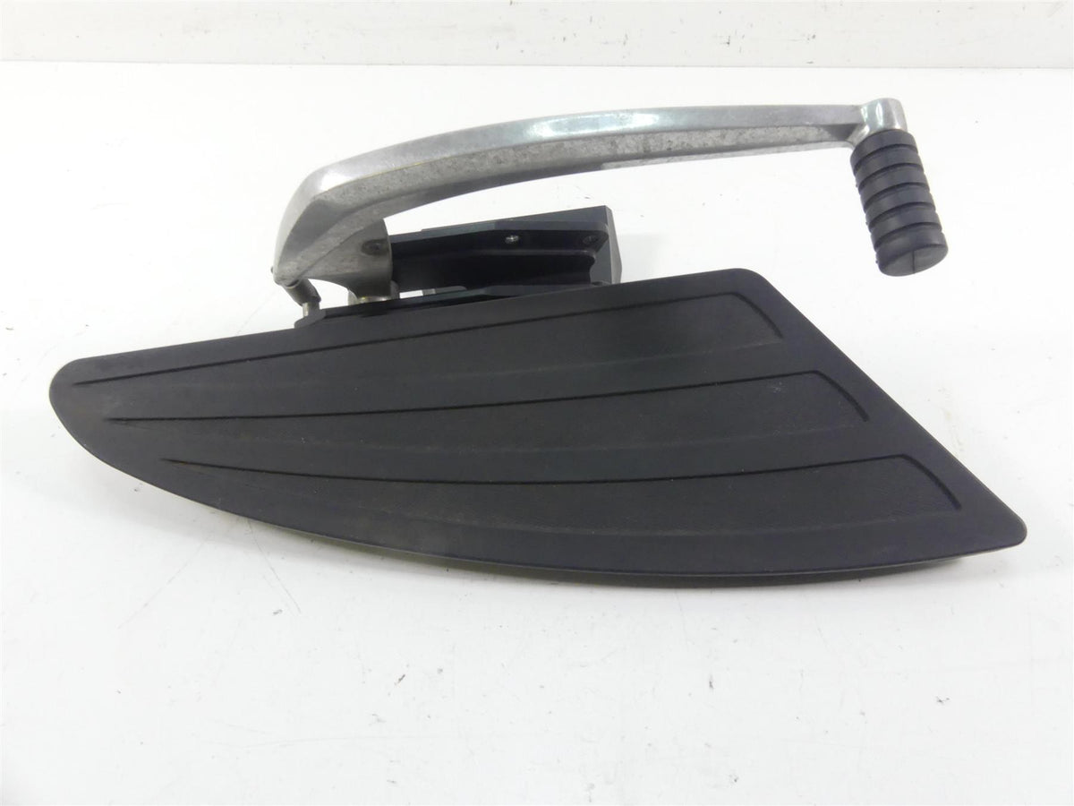 2013 Victory Cross Country Front Right Floorboard & Brake Pedal 1021216 5134178 {{ shop.shopifyCountryName }} - Mototech271