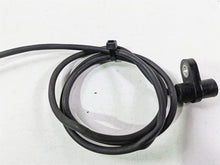 Load image into Gallery viewer, 2017 Indian Chieftain Limited Front Abs Brake Wheel Speed Sensor 4013251
