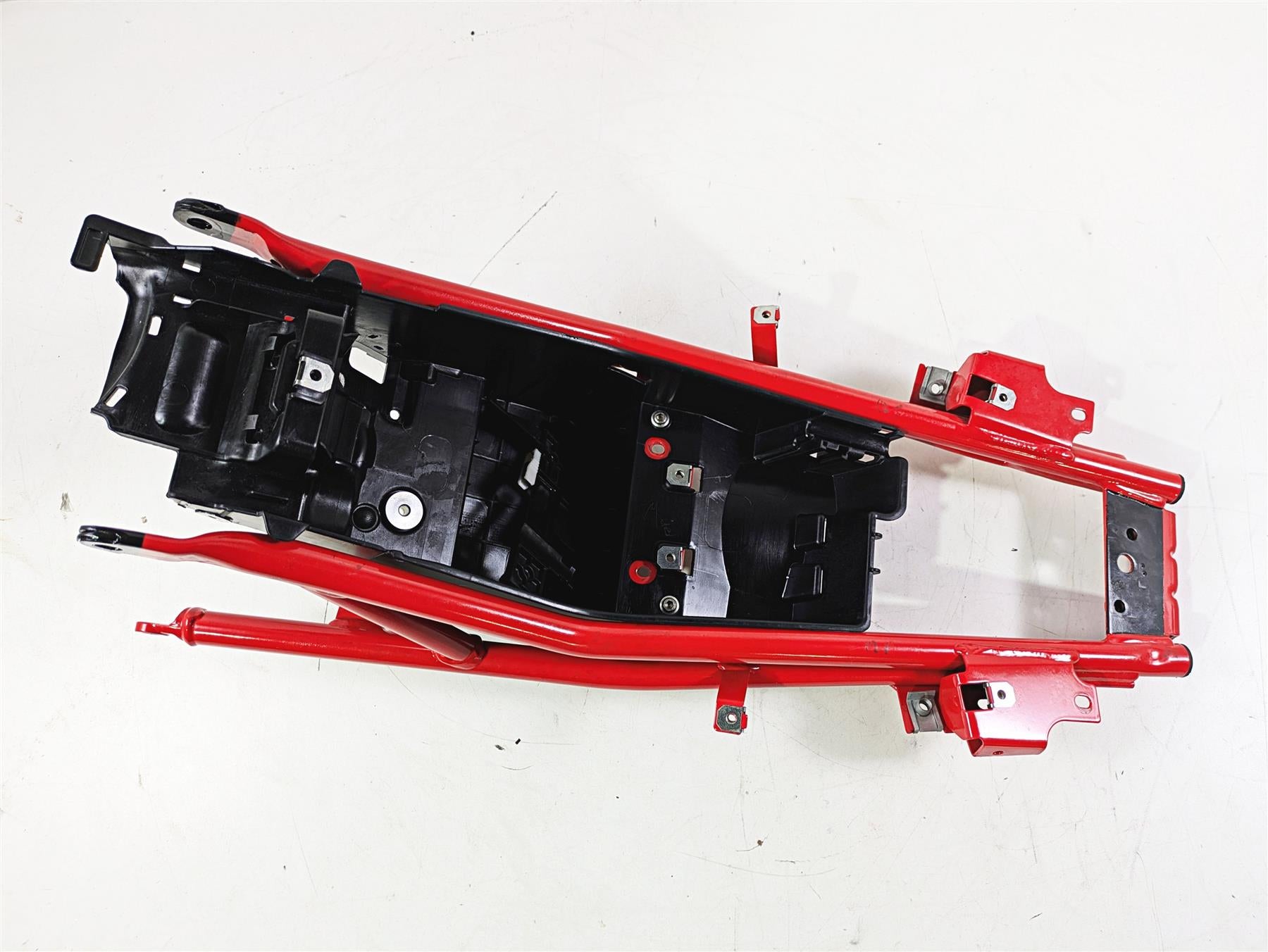 2023 BMW G310R K03 Red Straight Rear Subframe & Inner Fender 46511542804 {{ shop.shopifyCountryName }} - Mototech271