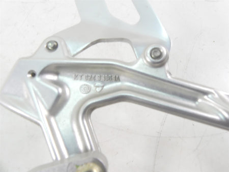 2020 Ducati Panigale V2 Left Footpeg Shifter & Frame Mount 82421862AA 45612092BA {{ shop.shopifyCountryName }} - Mototech271