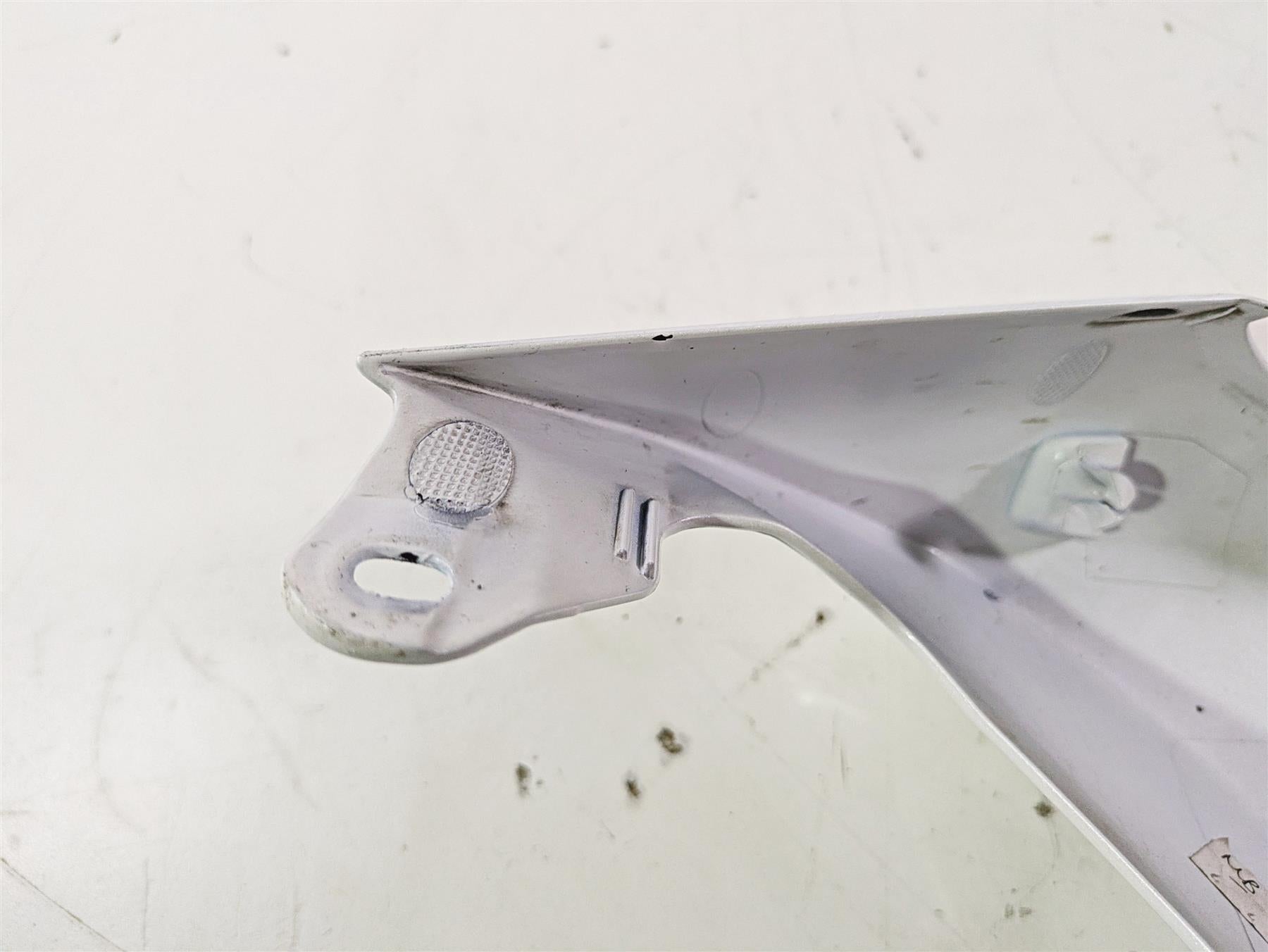 2019 Triumph Speed Triple RS 1050 Left Tail Cover Fairing T2303542 T2303453 {{ shop.shopifyCountryName }} - Mototech271