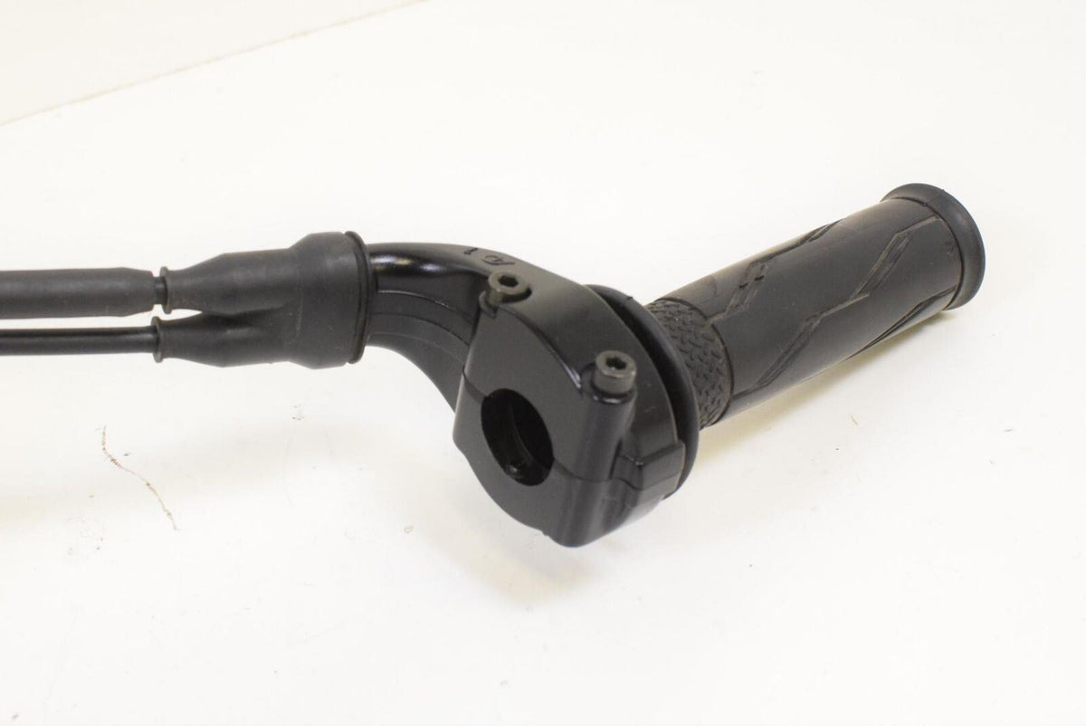 2007 Yamaha YZFR1 YZF R1 NICE Throttle Griip Handle Cables 4C8-26240-00-00 {{ shop.shopifyCountryName }} - Mototech271