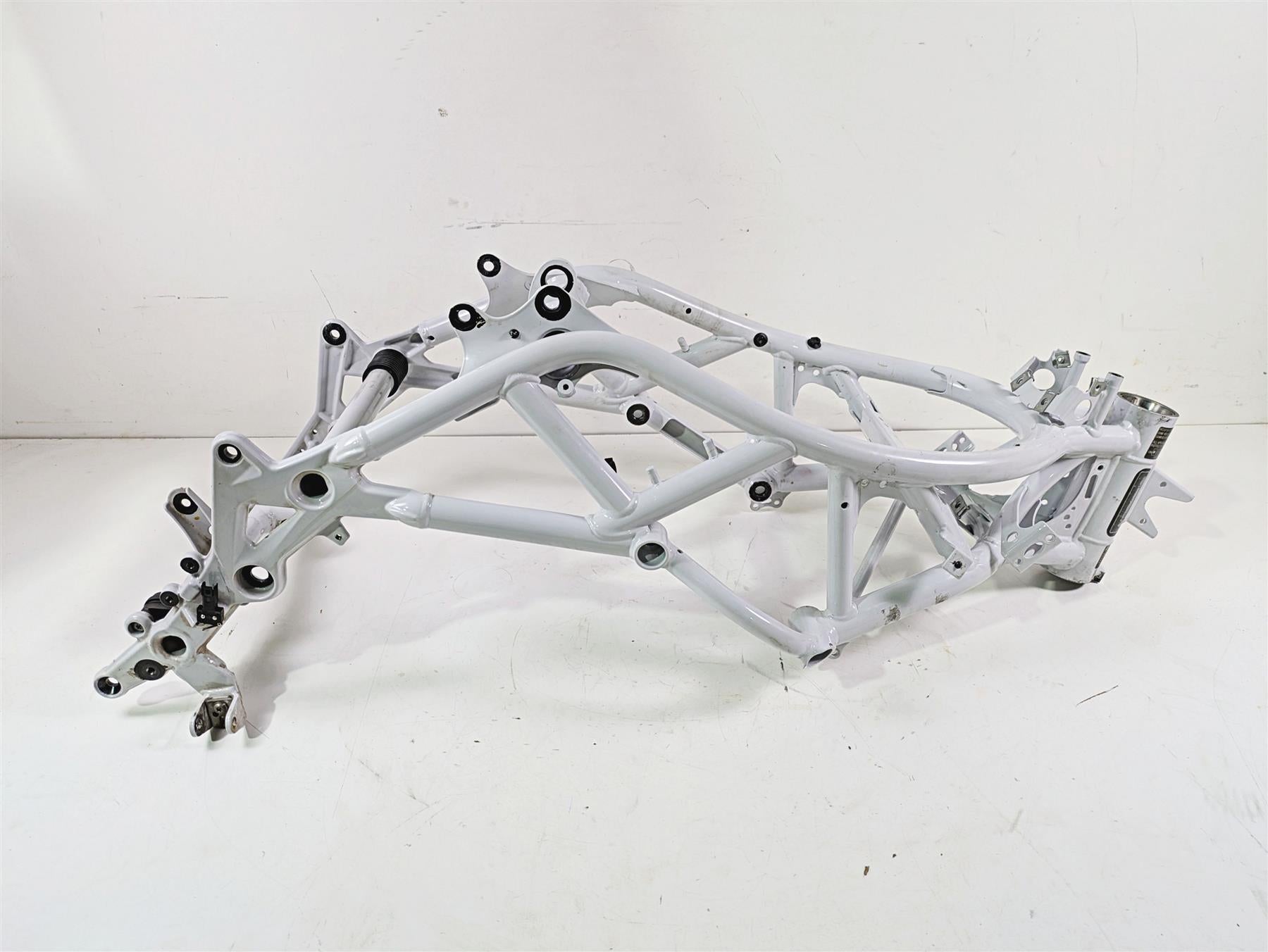 2017 BMW F800GS Adv K75 Straight Main Frame Chassis With Clean California Title 46511600241