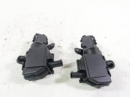 2022 BMW R1250 RT K052 Saddlebag Saddle Bag Lock Set 46547724037 {{ shop.shopifyCountryName }} - Mototech271