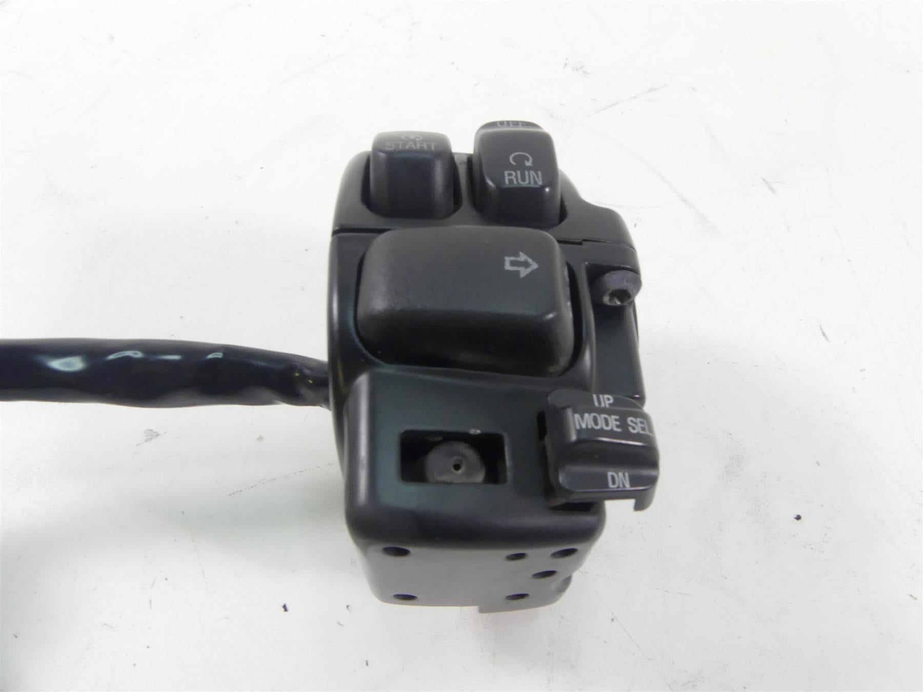 2012 Harley Touring FLHX Street Glide Right Hand Mode Control Switch 71684-06 {{ shop.shopifyCountryName }} - Mototech271