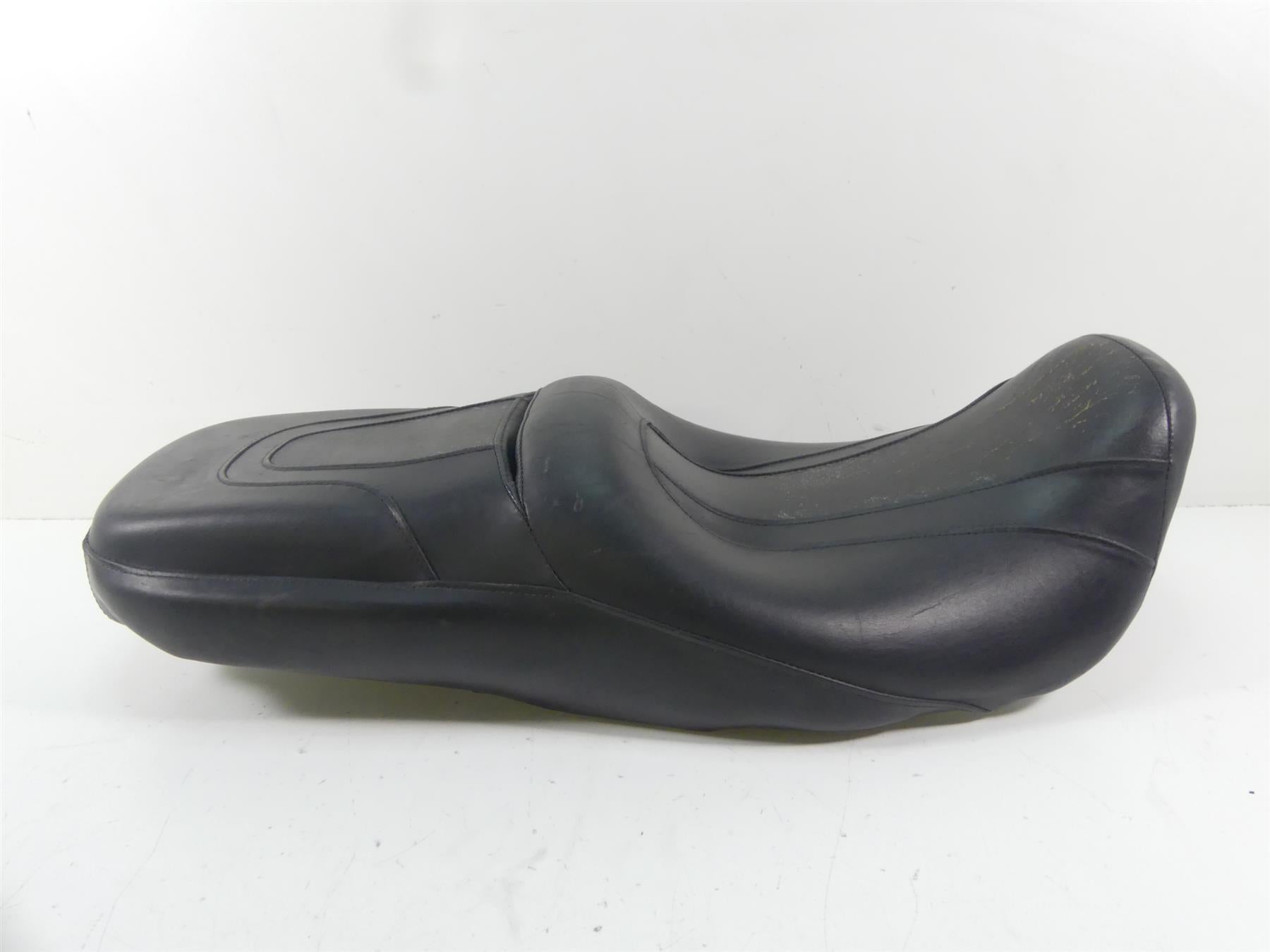 2005 Harley Touring CVO FLHTC SE Electra Glide  Driver Saddle Seat Read 52214-05 | Mototech271