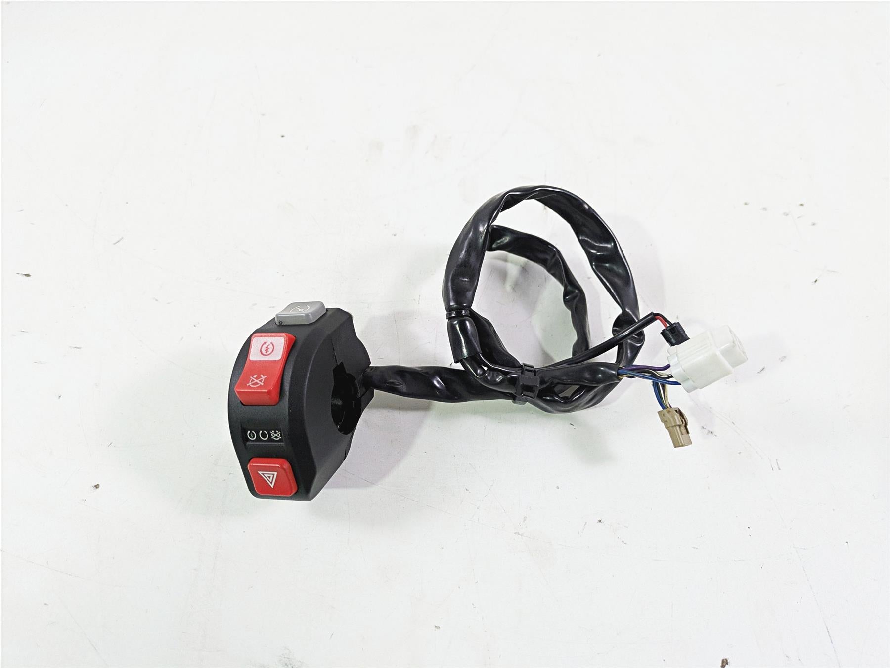 2018 KTM 1290 Super Adv S Right Hand Control Switch 61411174000 61411174100 {{ shop.shopifyCountryName }} - Mototech271