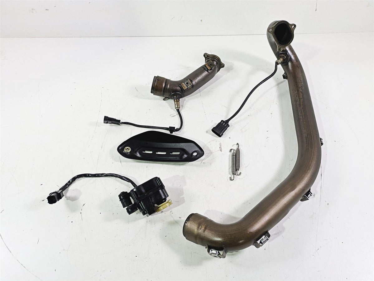 2018 Ducati Hypermotard 939 SP Exhaust Header & Servo Motor 57013292B 59340393A {{ shop.shopifyCountryName }} - Mototech271