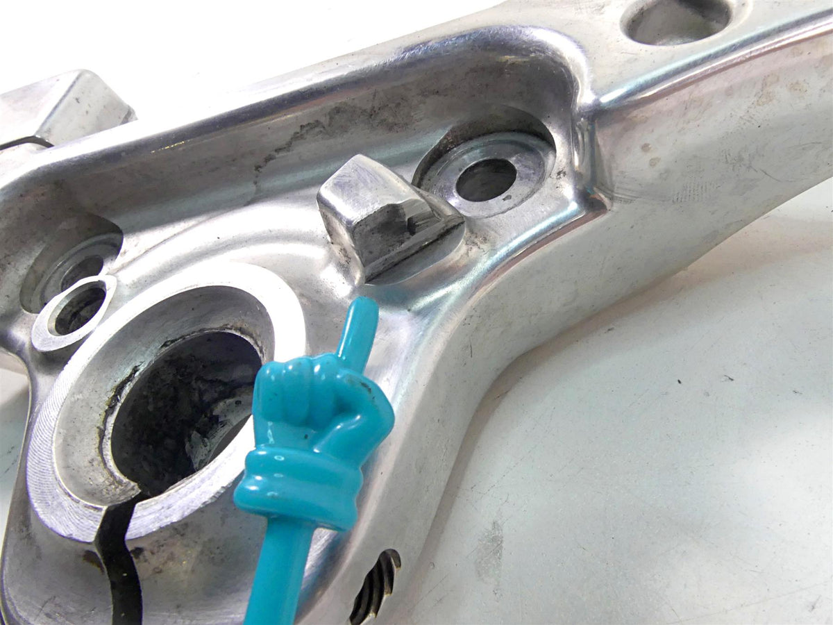 2013 Harley VRSCF Muscle Vrod Upper Triple Tree Clamp 56mm - Read 46891-09C {{ shop.shopifyCountryName }} - Mototech271