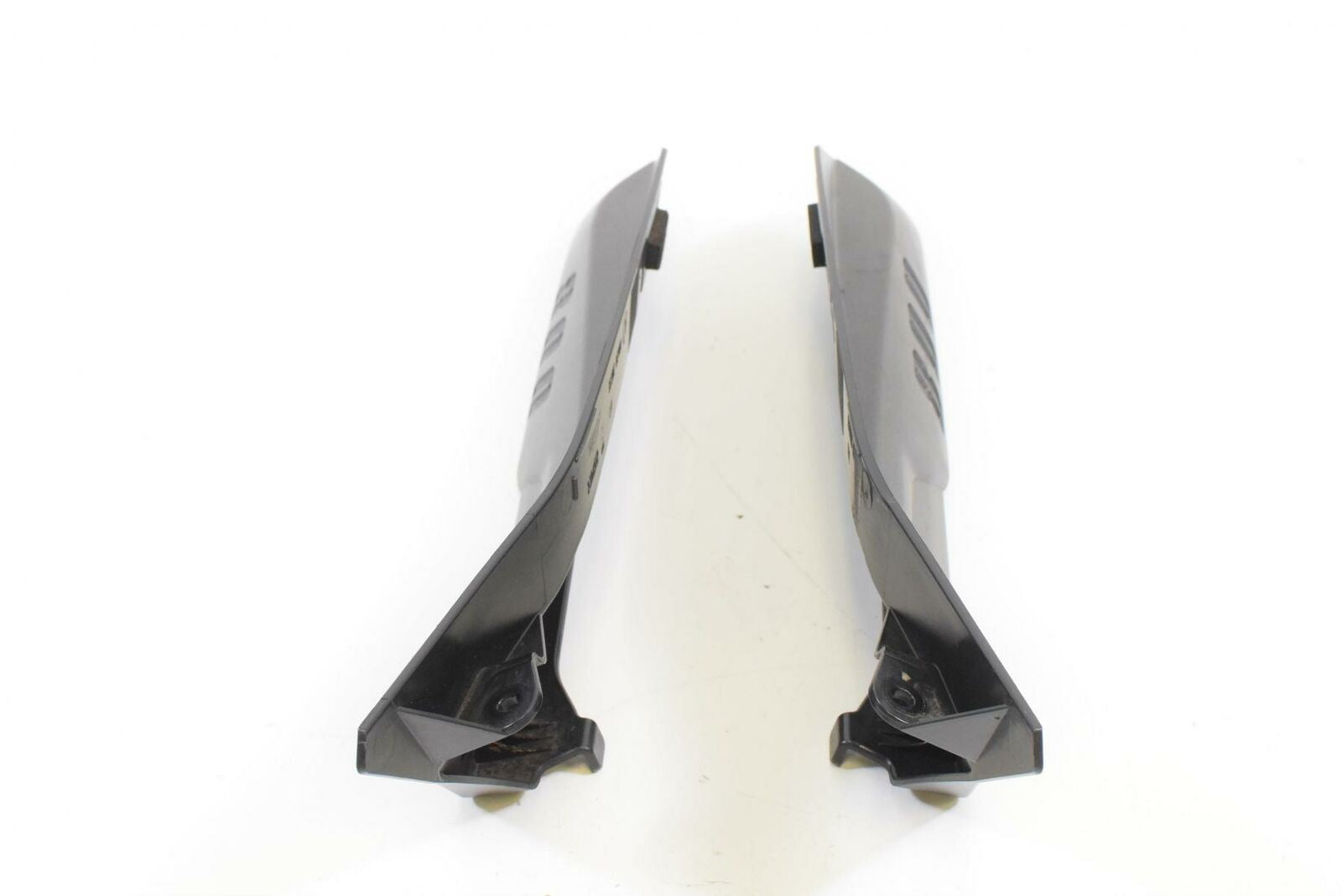 2011 Triumph Tiger 800XC 800 ABS Left Right Undertank Fairing Cover Set T2306253 {{ shop.shopifyCountryName }} - Mototech271