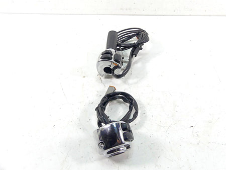 2006 Harley Softail FXSTSI Springer Chrome R+L Hand Control Switches 71685-06A {{ shop.shopifyCountryName }} - Mototech271