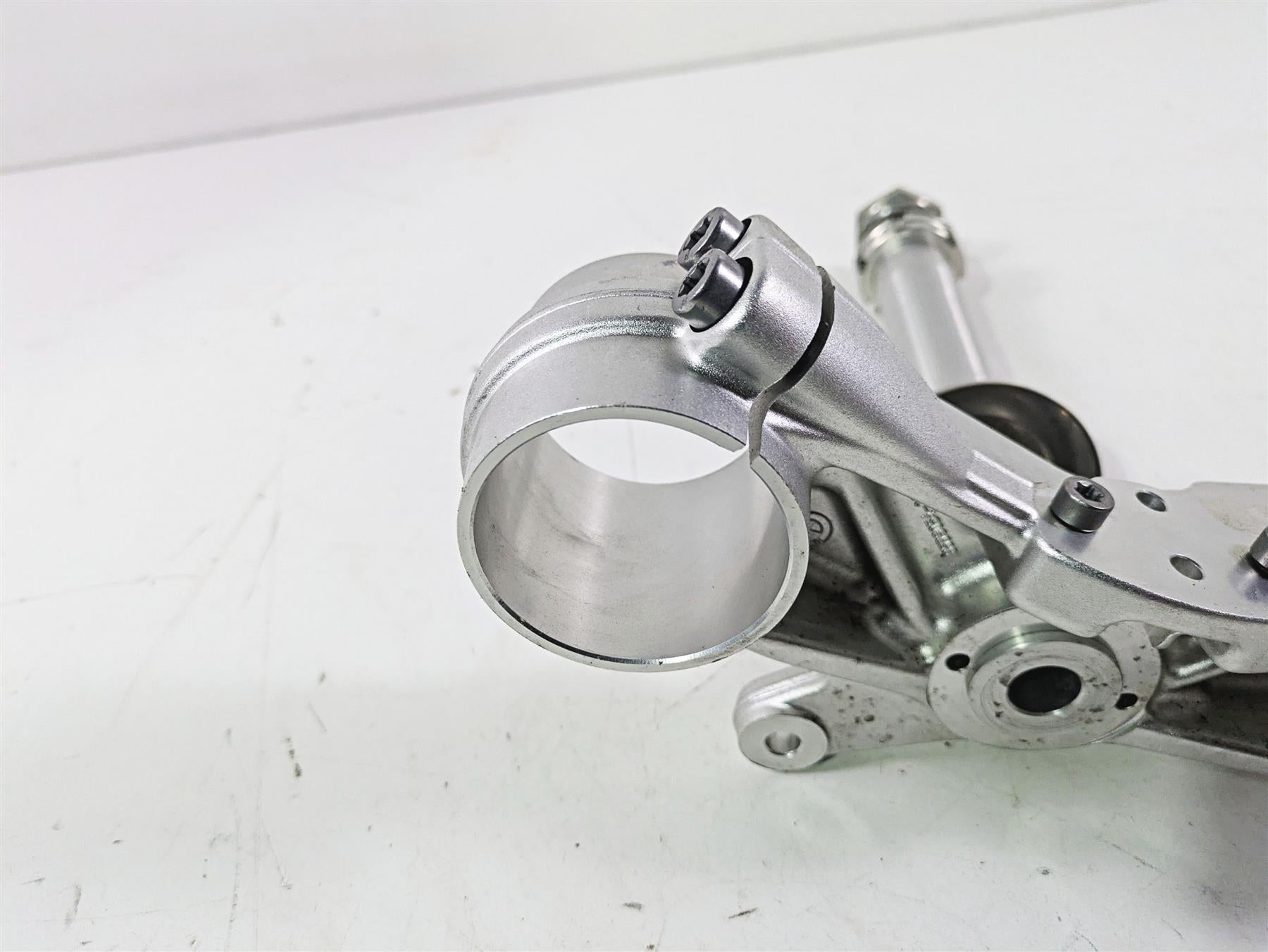 2015 BMW R nineT K21 Lower Triple Tree Steering Stem 31428552873 31428538054 {{ shop.shopifyCountryName }} - Mototech271