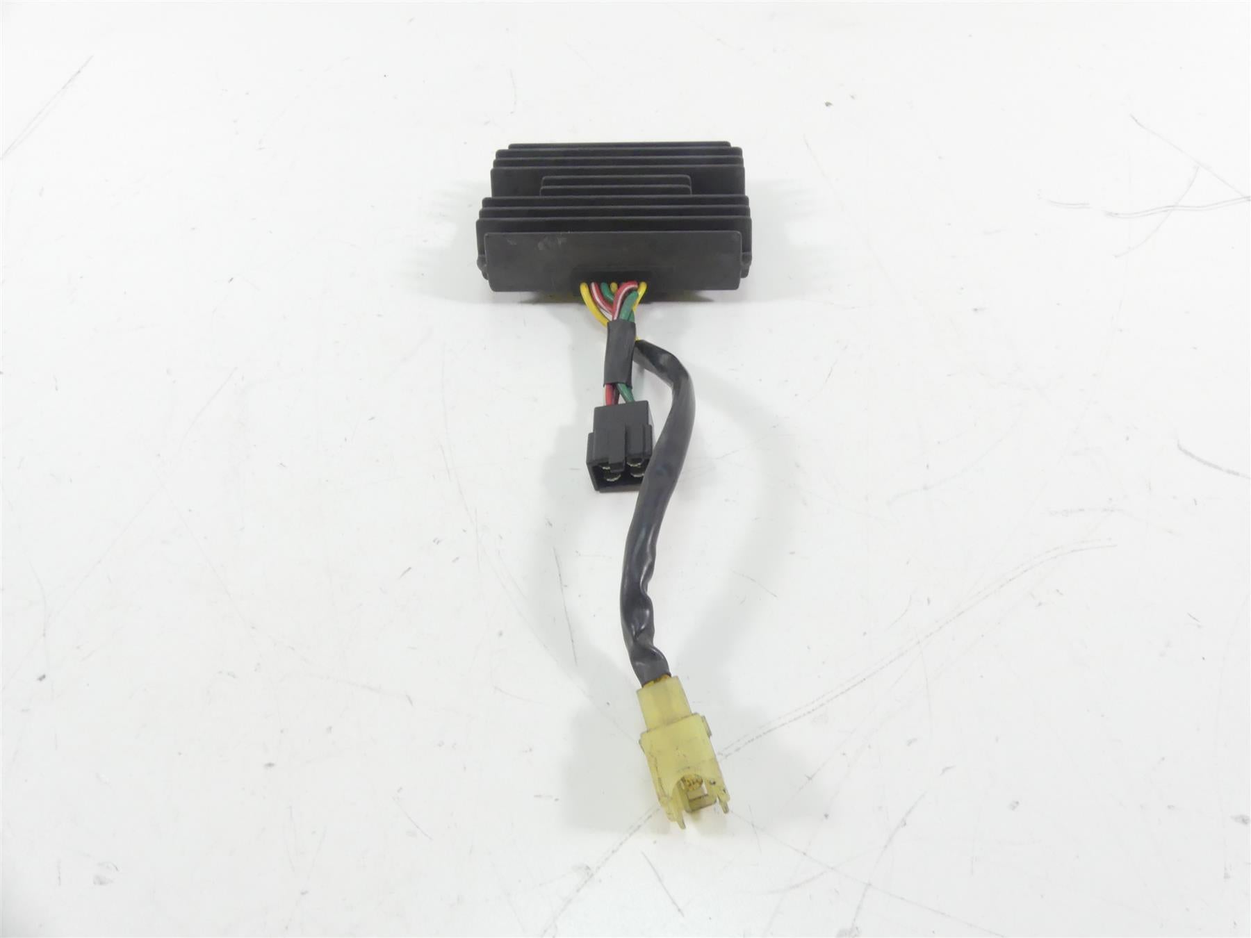 2006 Ducati 999 Biposto Rectifier Voltage Regulator 54040191A SH579EA {{ shop.shopifyCountryName }} - Mototech271