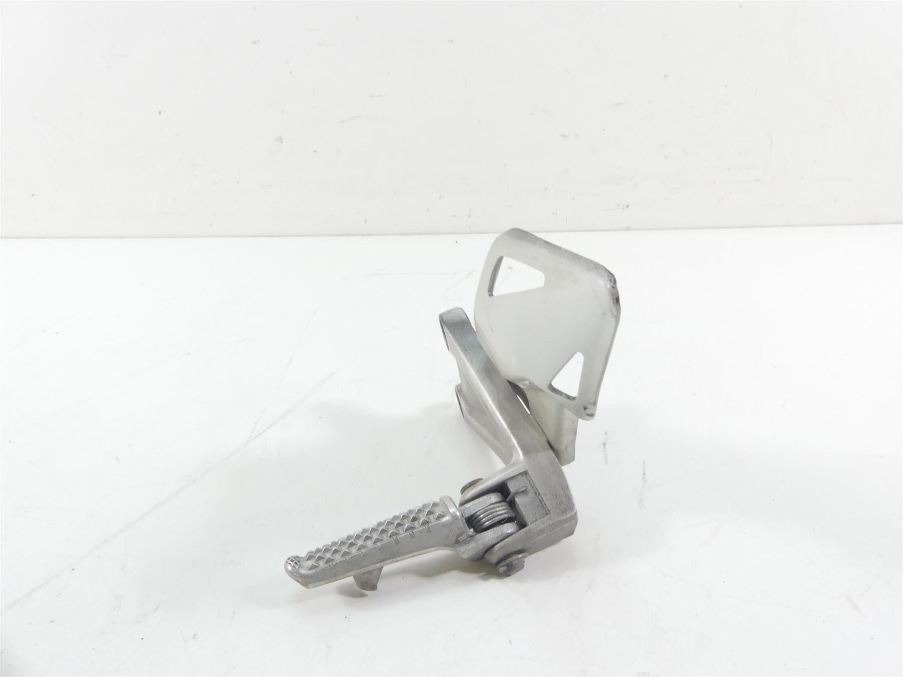 2018 Honda CBR1000 RR SC77 Front Left Rider Footpeg Foot Peg -Read 50700-MGP-D60 {{ shop.shopifyCountryName }} - Mototech271
