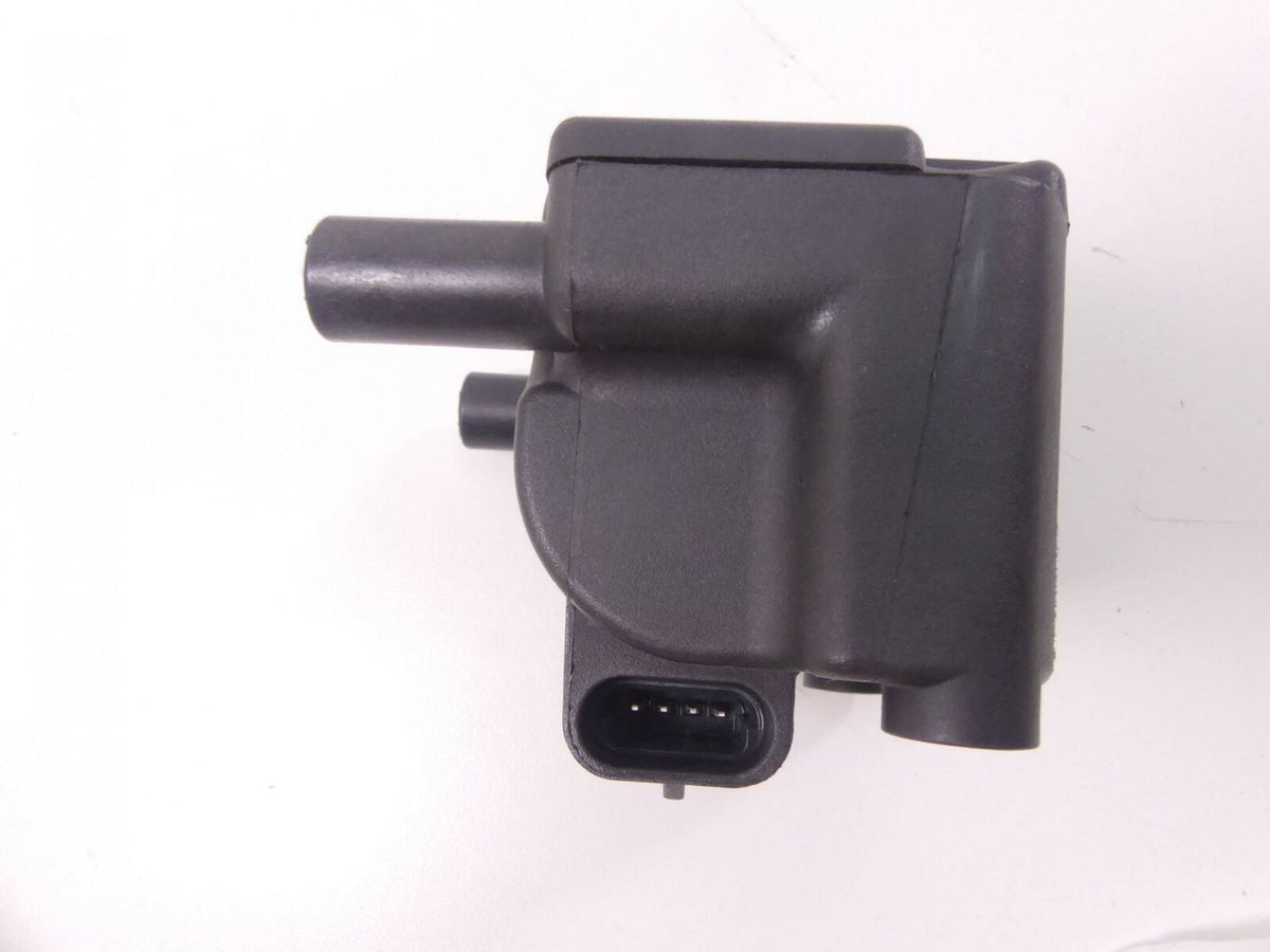 2005 Harley Touring CVO FLHTCSE Electra Glide Ignition Coil Coils Set 31743-01 {{ shop.shopifyCountryName }} - Mototech271