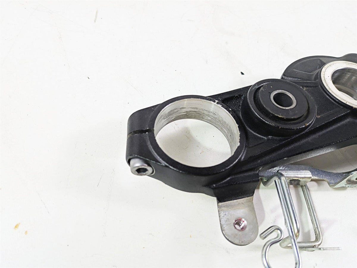 2020 Kawasaki Z900 ZR900 Upper Triple Tree Steering Clamp 44039-0167-18R {{ shop.shopifyCountryName }} - Mototech271