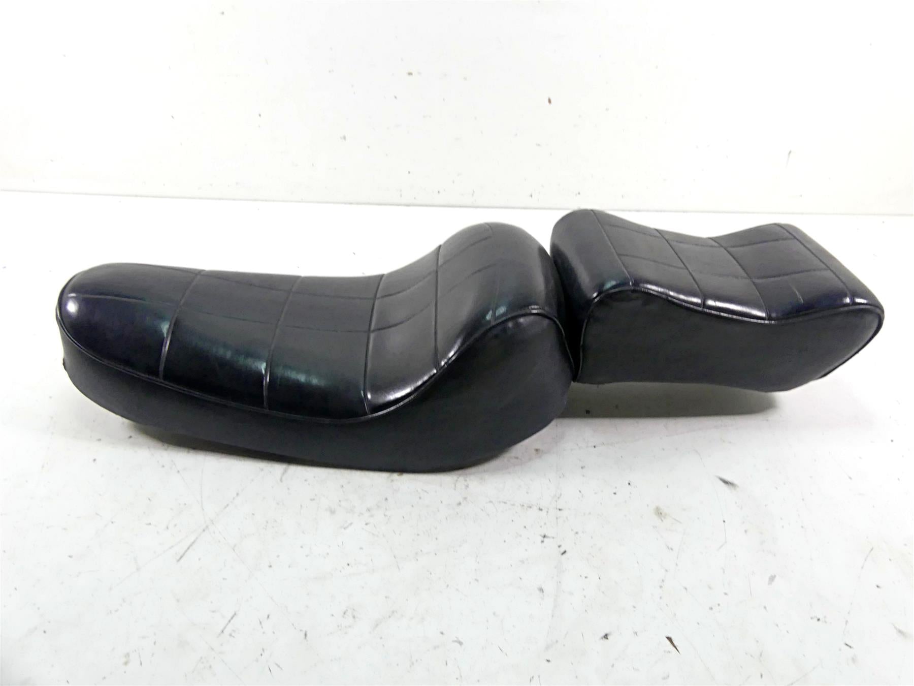 1979 Harley Sportster XLS1000 Roadster Stock Seat Saddle 52102-79A {{ shop.shopifyCountryName }} - Mototech271