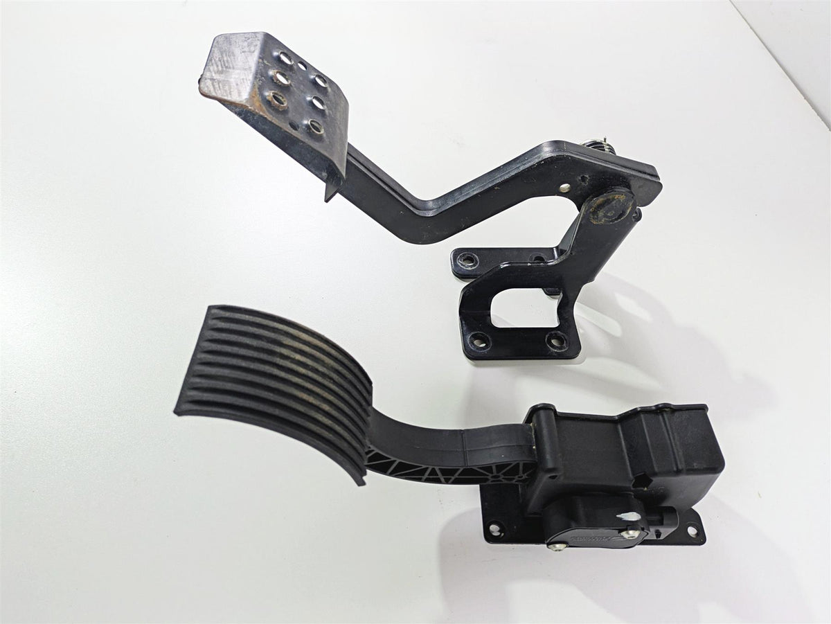 2021 CFMoto Zforce 950 Sport Foot Brake Pedal Lever Set 5BY0-105000 5HY0-082000 {{ shop.shopifyCountryName }} - Mototech271