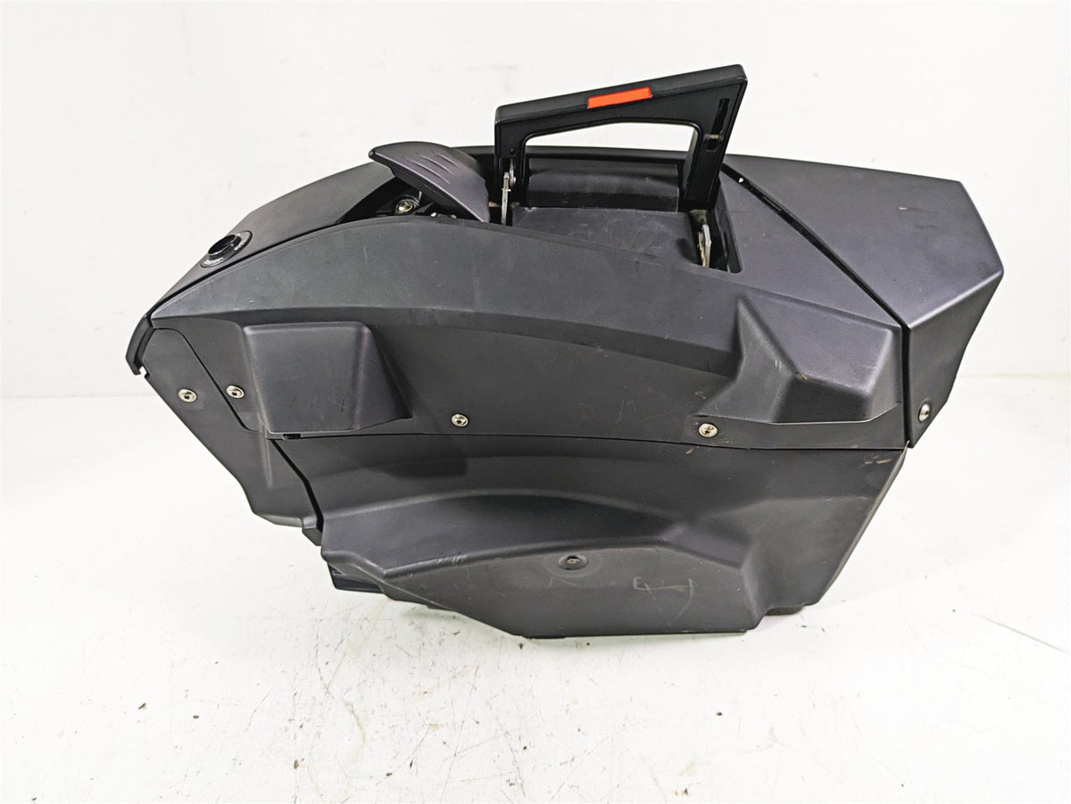 2022 BMW R1250 RT K052 Right Saddlebag Saddle Bag Case 46547728664 {{ shop.shopifyCountryName }} - Mototech271
