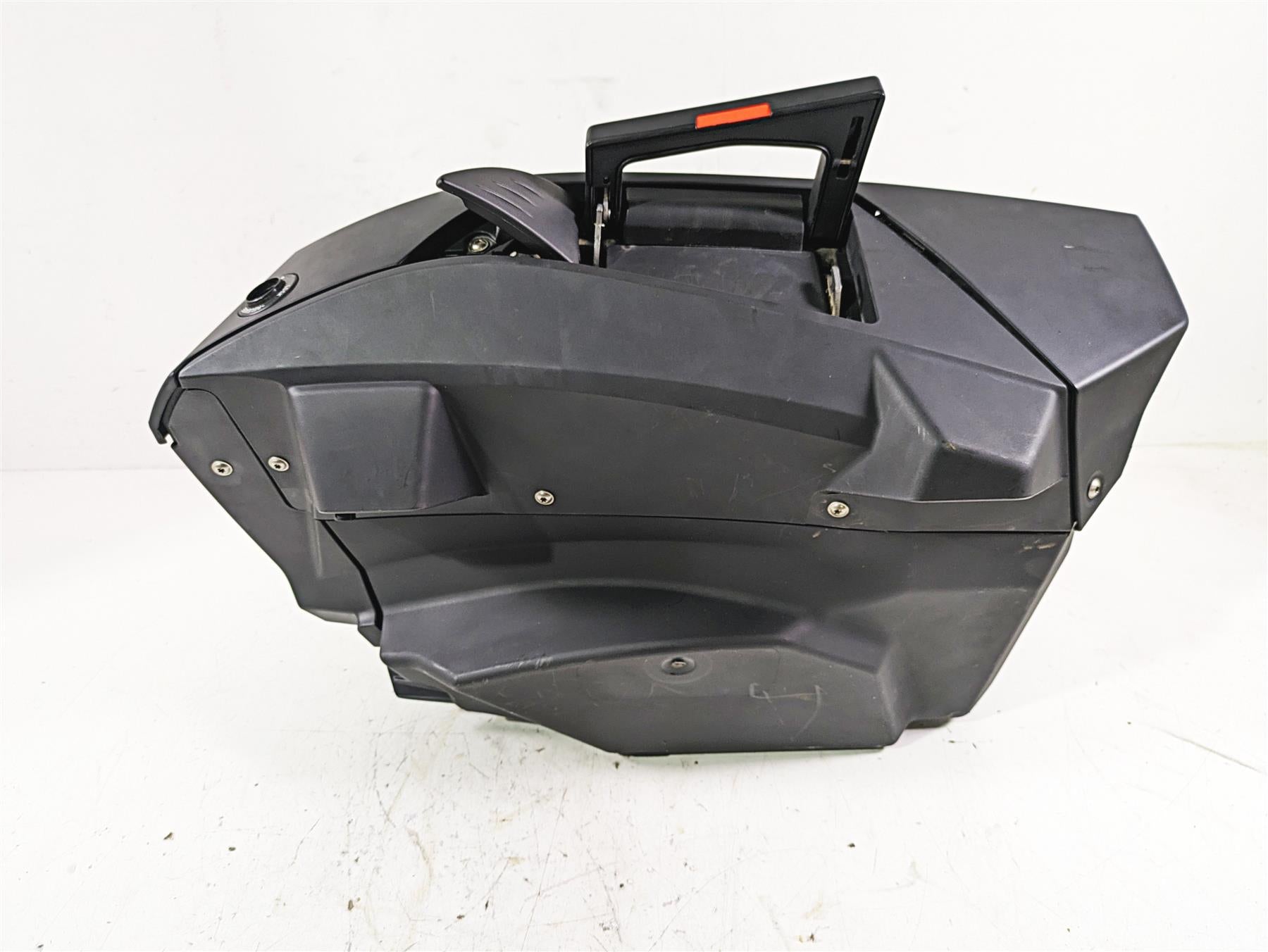 2022 BMW R1250 RT K052 Right Saddlebag Saddle Bag Case 46547728664 {{ shop.shopifyCountryName }} - Mototech271