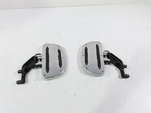 Load image into Gallery viewer, 2008 Yamaha XVZ1300 Royal Star Rear Passenger Floorboard Set 4XY-27440-00-00 | Mototech271
