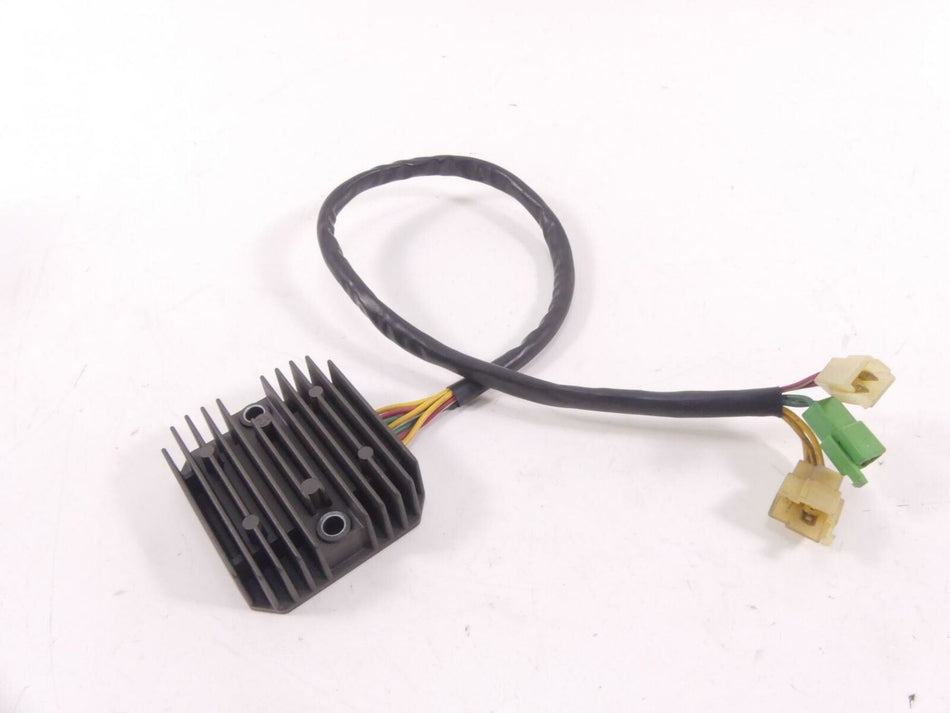 2002 Honda VT1100C2 Shadow Sabre Rectifier Voltage Regulator 31600-MCK-A01 {{ shop.shopifyCountryName }} - Mototech271