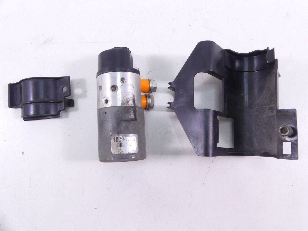 2014 Harley FXSB Softail Breakout Rear Abs Brake Unit Module 40674-11 {{ shop.shopifyCountryName }} - Mototech271