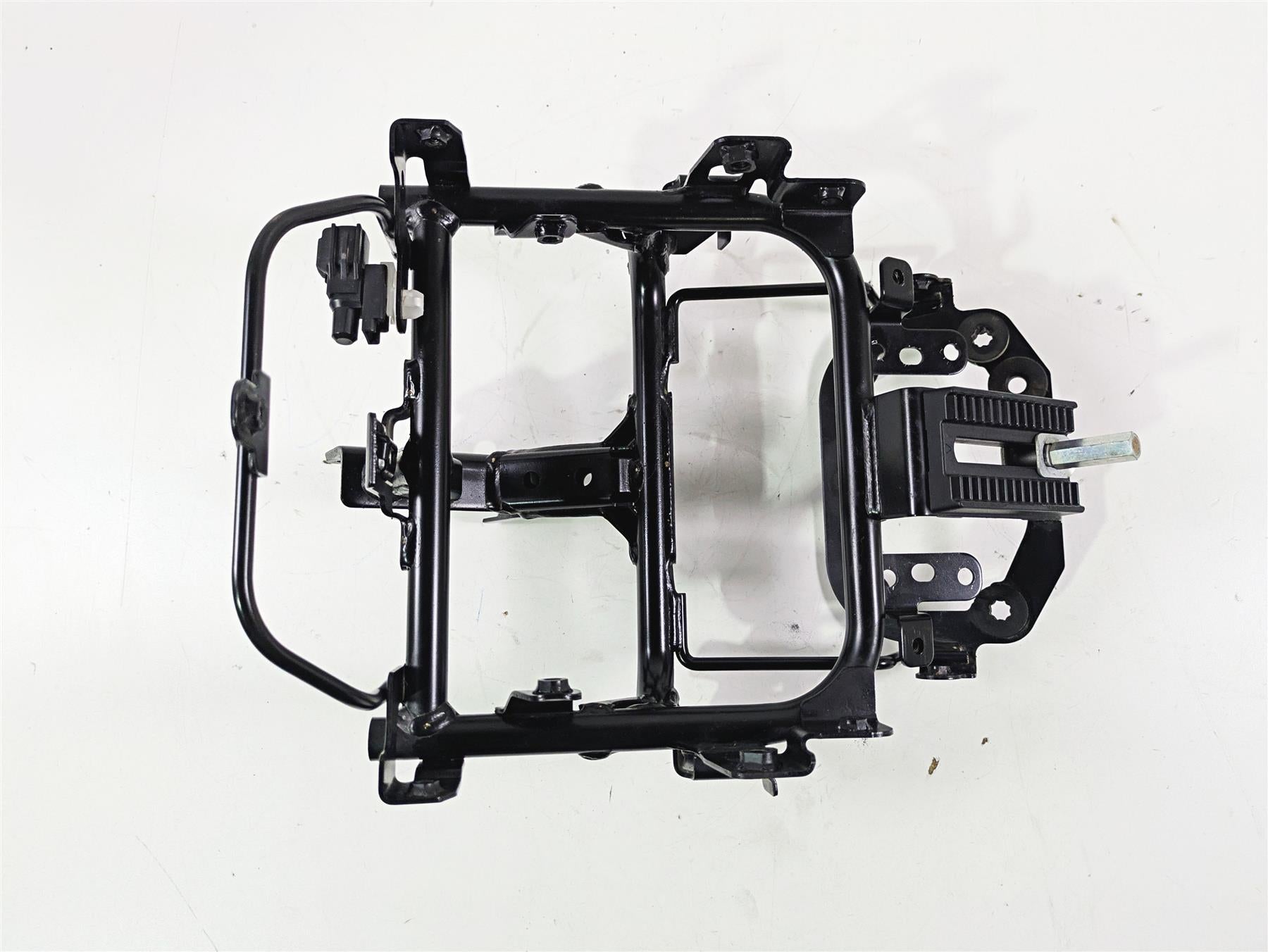 2020 Suzuki V-Strom 1050 XT Front Fairing Stay Holder Carrier 94510-06L00 {{ shop.shopifyCountryName }} - Mototech271