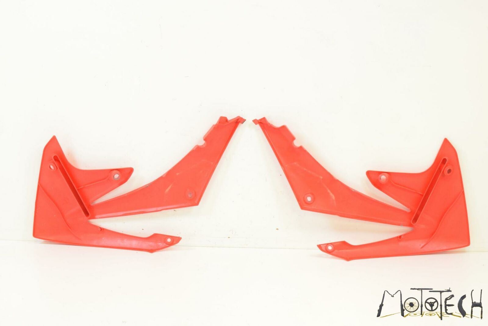 2010 Honda CRF250R CRF250 R OEM Tank Side Cover Fairing SET 19071-KRN-A40ZA {{ shop.shopifyCountryName }} - Mototech271