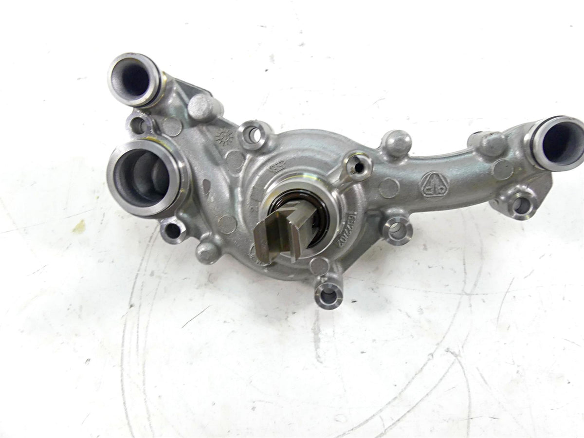 2015 BMW R1200GS GSW K50 Engine Waterpump Water Pump 11518529879 {{ shop.shopifyCountryName }} - Mototech271