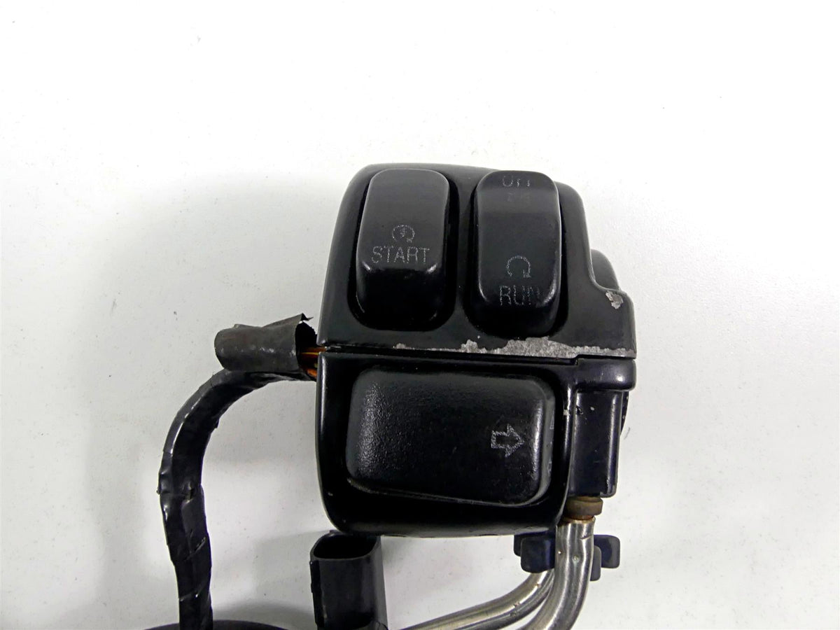 2014 Harley VRSCF Muscle V-Rod Right Hand Control Switch 71684-06A 71683-06A {{ shop.shopifyCountryName }} - Mototech271